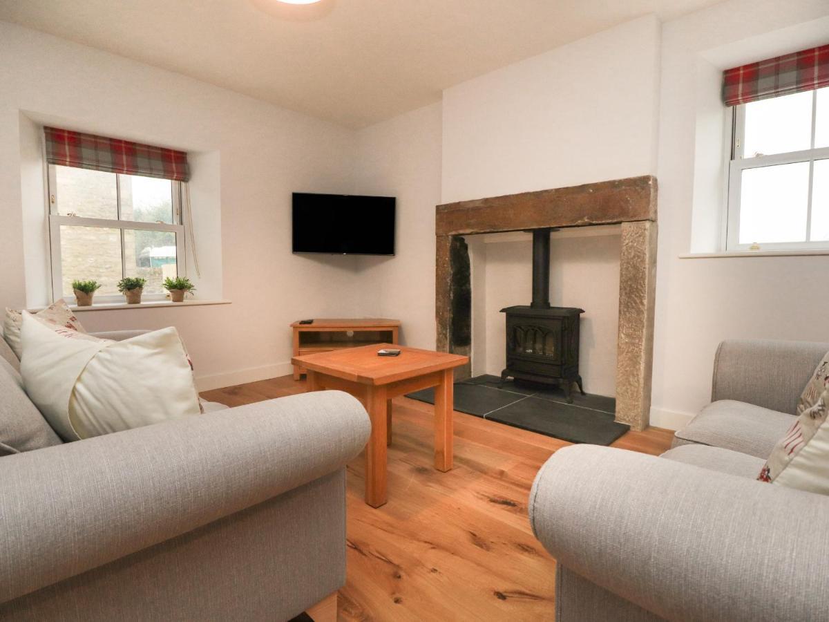 1 Hull House Cottage Скиптон Экстерьер фото