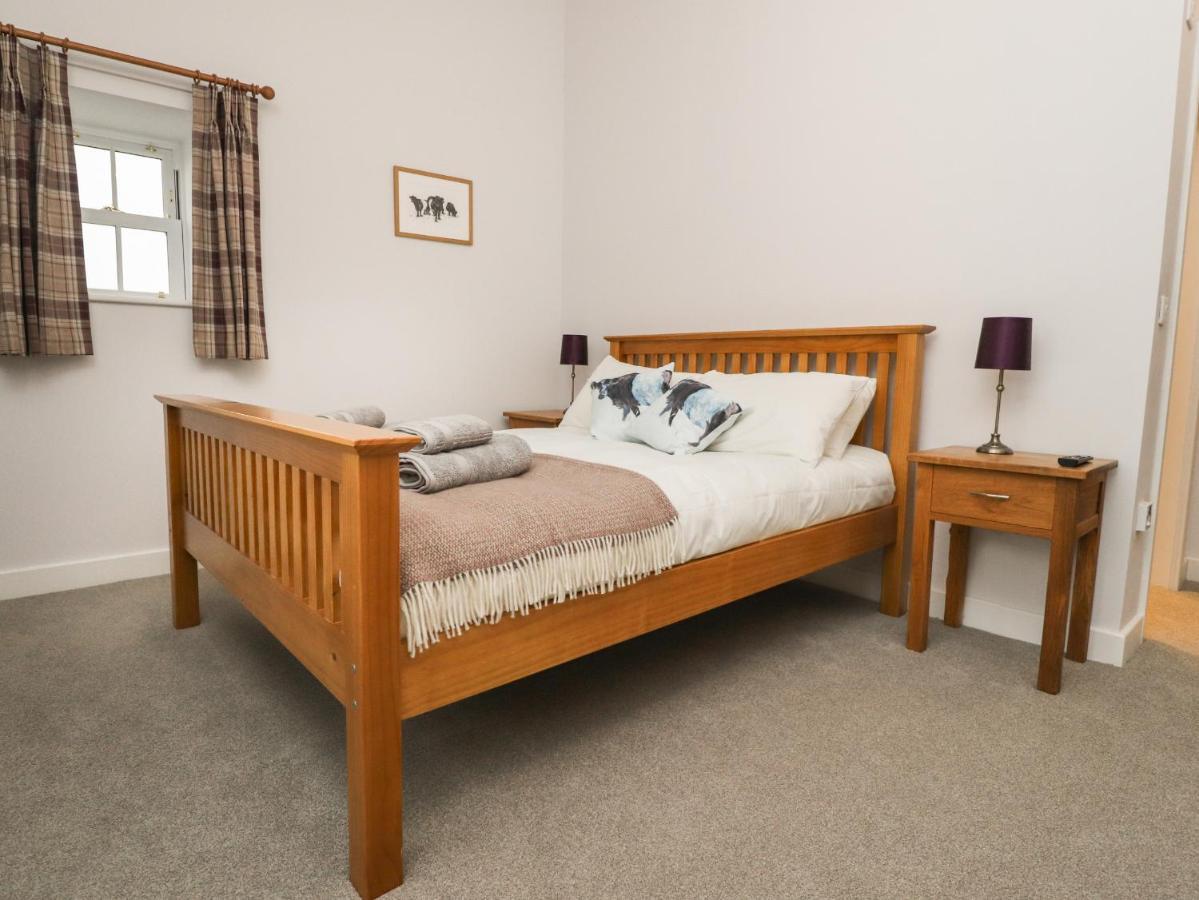 1 Hull House Cottage Скиптон Экстерьер фото